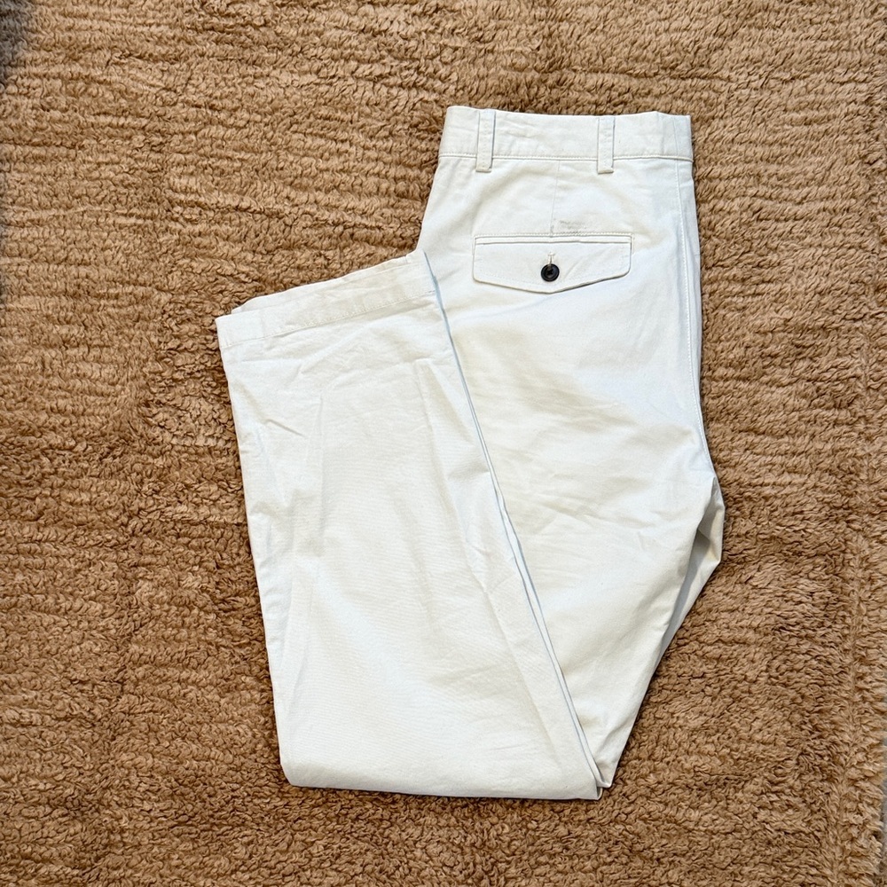 Club Monaco Men's Logan White Chinos